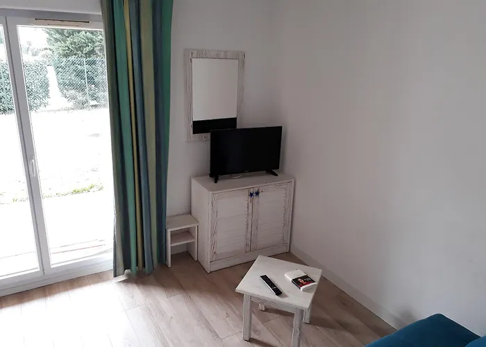 Les Alcyons Апарт-отель 3*