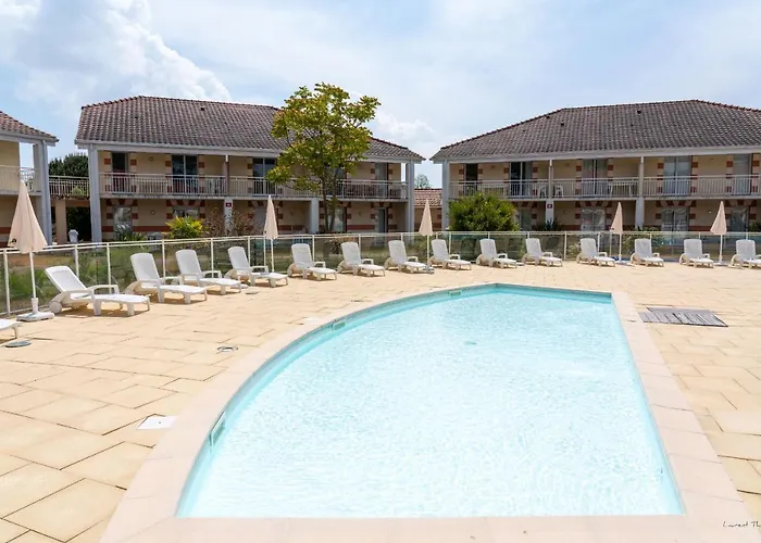 Appart hôtel Résidence Les Alcyons 3*